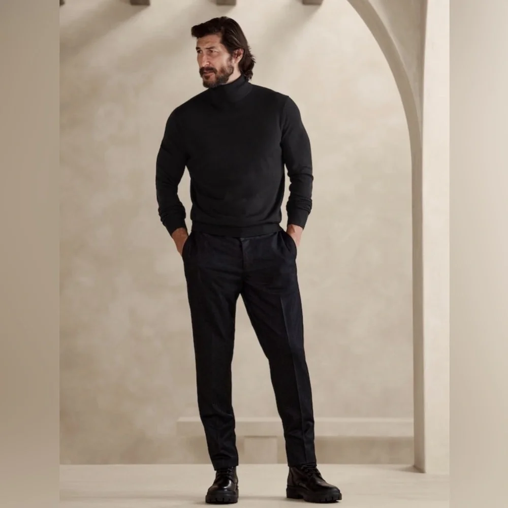 NWT Banana Republic Franco Italian Merino Turtleneck Black Sweater Size XL Tall.